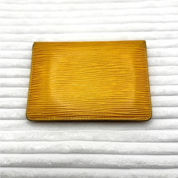 LOUIS VUITTON Card Holder M63209 Yellow - Picture 3 of 7